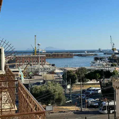 Guest house Domus Marina 4*